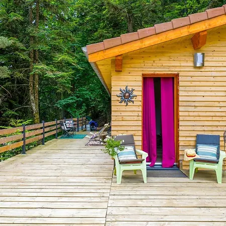 Le Mont Besset Bed & Breakfast Lalouvesc Exterior photo