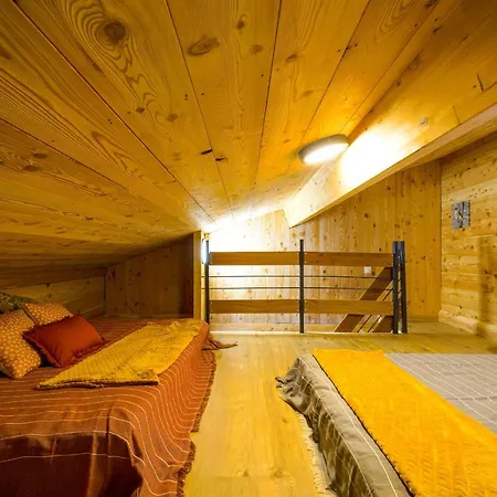 Le Mont Besset Bed & Breakfast Lalouvesc Exterior photo