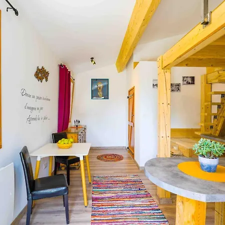 Le Mont Besset Bed & Breakfast Lalouvesc Exterior photo
