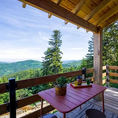 Le Mont Besset Bed & Breakfast Lalouvesc Exterior photo