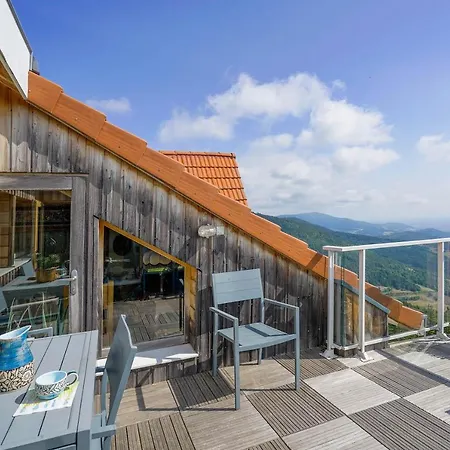 Le Mont Besset Bed & Breakfast Lalouvesc Exterior photo