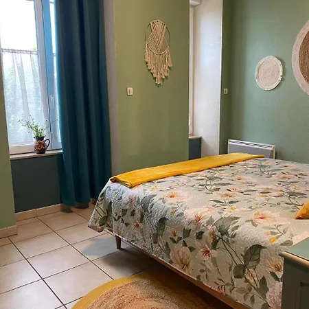 Le Mont Besset Bed & Breakfast Lalouvesc Exterior photo