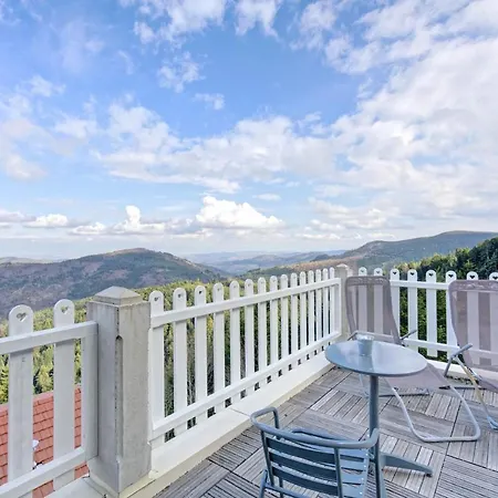 Le Mont Besset Bed & Breakfast Lalouvesc Exterior photo