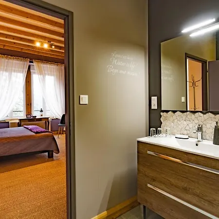 Le Mont Besset Bed & Breakfast Lalouvesc Exterior photo
