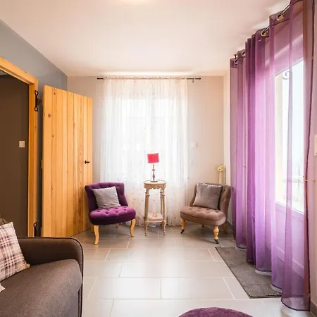 Le Mont Besset Bed & Breakfast Lalouvesc Exterior photo