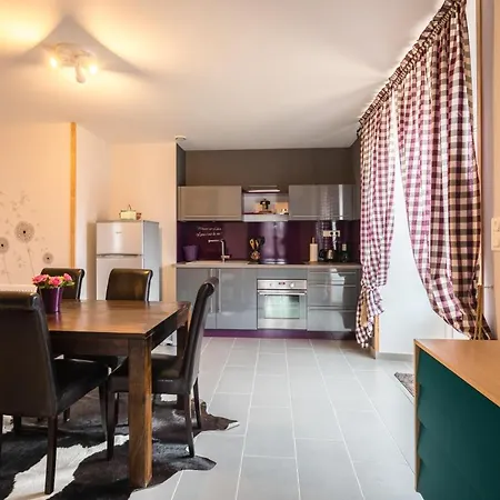 Le Mont Besset Bed & Breakfast Lalouvesc Exterior photo