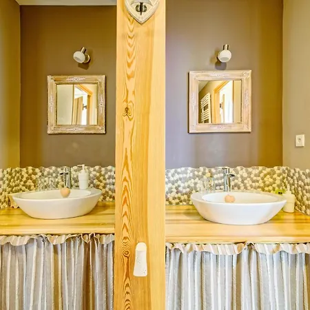 Le Mont Besset Bed & Breakfast Lalouvesc Exterior photo