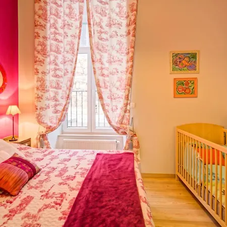 Le Mont Besset Bed & Breakfast Lalouvesc Exterior photo