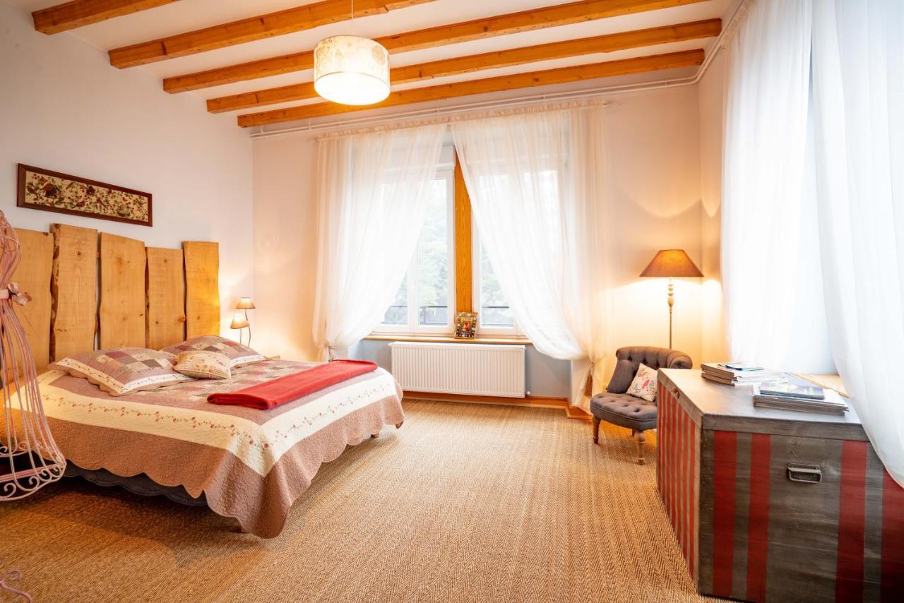 Le Mont Besset Bed & Breakfast